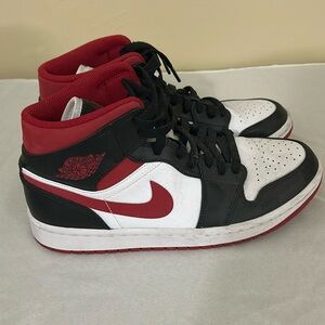 Jordan 1 mid gym red black basketball sneakers